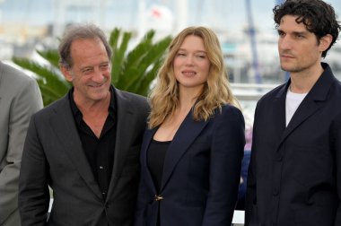 FRANSA, FRANSA. 15 Mayıs 2024: Vincent LIndon, Lea Seydoux & Louis Garrel, The Second Act foto call at the 77. festival de Cannes