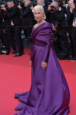 FRANSA, FRANSA. 24 Mayıs 2024 Helen Mirren 77. Cannes Festivali 'nde En Değerli Kargo galasında