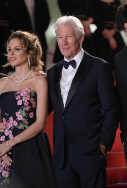 FRANSA, FRANSA. 17 Mayıs 2024: Richard Gere & Alejandra Silva, Oh Canada 'nın 77.