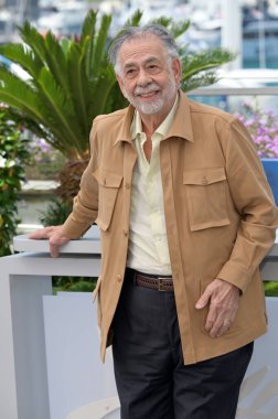 FRANSA, FRANSA. 17 Mayıs 2024: Francis Ford Coppola 77. Cannes Festivali 'ndeki Megalopolis fotoğraf çekiminde