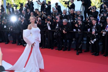 FRANSA, FRANSA. 21 Mayıs 2024: Leonie Hanne, Cannes Festivali 'ndeki Marcello Mio galasında