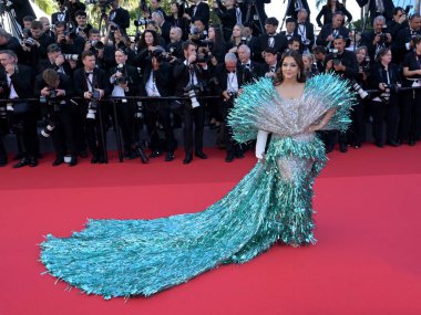 FRANSA, FRANSA. 17 Mayıs 2024: 77. Cannes Festivali 'nin Kinds of Kindness galasında Aishwarya Rai Bachchan