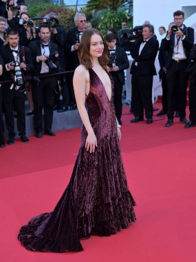FRANSA, FRANSA. 17 Mayıs 2024: Emma Stone, Cannes Festivali 'ndeki Kinds of Kindness prömiyerinde.