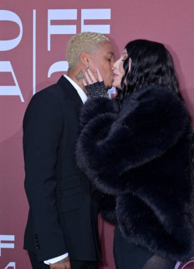 Antibes, Frances. 23 Mayıs 2024: Cher & Alexander AE Edwards Hotel du Cap d 'Antibes' deki 30.