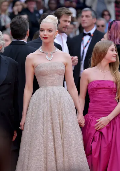 FRANSA, FRANSA. 15 Mayıs 2024: Furiosa 'da Anya Taylor-Joy: 77. Cannes Festivali' nde Çılgın Max Saga galası