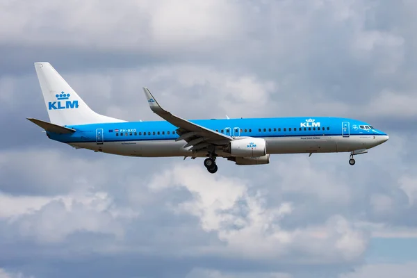 Άμστερνταμ Ολλανδία Αυγούστου 2014 Επιβατικό Αεροπλάνο Της Klm Στο Αεροδρόμιο — Φωτογραφία Αρχείου