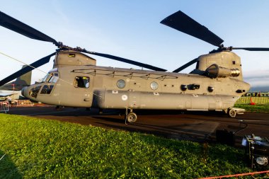 Zeltweg, Avusturya - 2 Eylül 2016: Hava üssünde askeri helikopter. Hava Kuvvetleri uçuş operasyonu. Havacılık ve uçak. Hava savunması. Askeri endüstri. Uç ve uç.