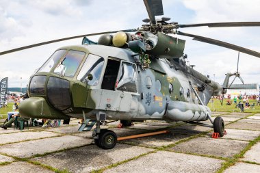Sliac / Slovakya - 3 Ağustos 2019: Çek Hava Kuvvetleri Mil Mi-1737 helikopter durağan görüntüsü SIAF Slovak Uluslararası Hava Festivali 2019