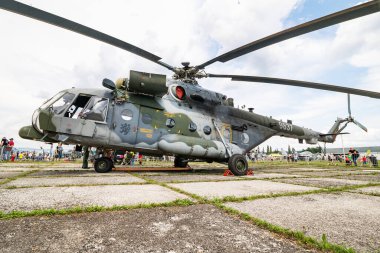 Sliac / Slovakya - 3 Ağustos 2019: Çek Hava Kuvvetleri Mil Mi-1737 helikopter durağan görüntüsü SIAF Slovak Uluslararası Hava Festivali 2019