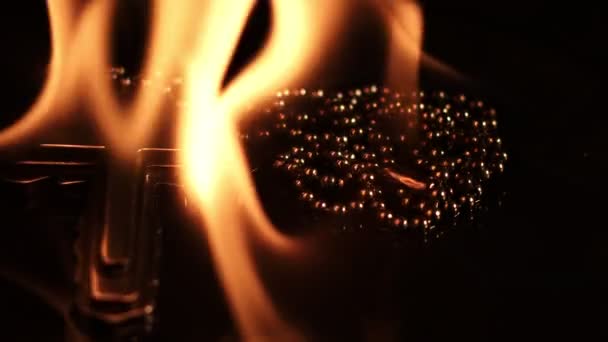 Keresztény Vallás Szimbólum Kereszt Tűz Lángok — Stock videók
