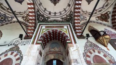Müslümanların Video 'ya taptığı tarihi caminin ayrıntıları