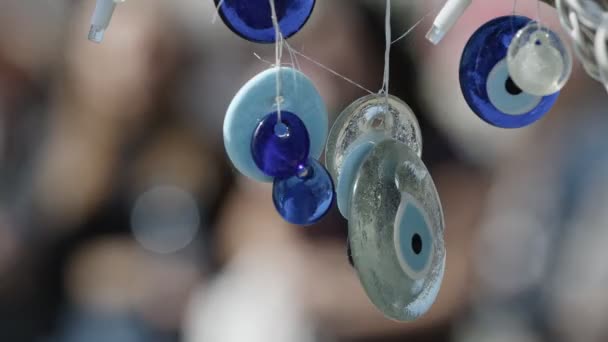 Kék Gyöngy Amulett Hogy Azt Mondják Hogy Szerencsét Hoz Video — Stock videók