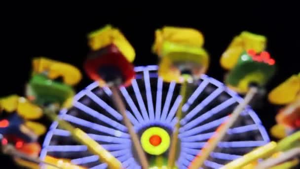 Blurry Amusement Park Happy Times Place Στο Night Video — Αρχείο Βίντεο