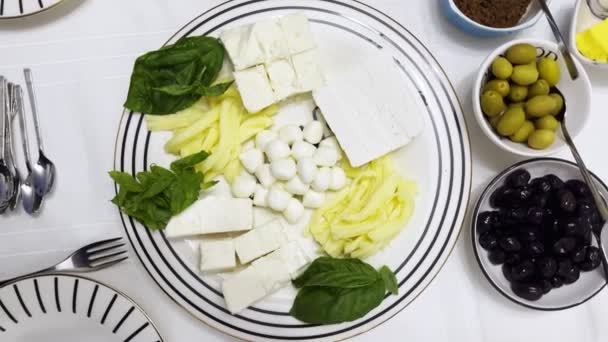 Sarapan Makan Pagi Tradisional Turki Set Tastes Dishes — Stok Video