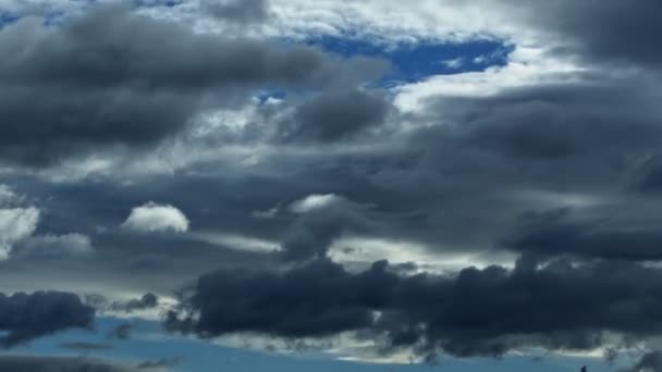 Nubes Oscuras Lluviosas Mueve Time Lapse — Vídeos de Stock