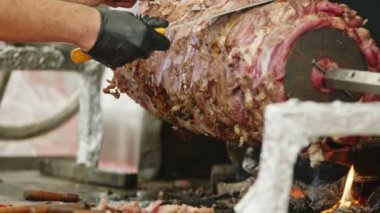 Türk Geleneksel Yiyecek Bağışçısı Kebap Yandı 