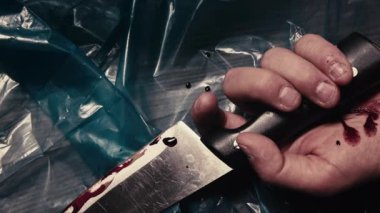 Kanlı Suç Mahalli Ceset Eli Naylon ve Bıçakta