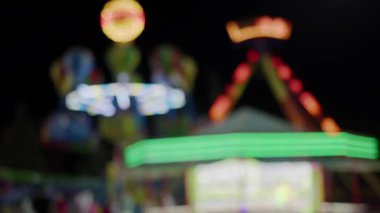 Bulanık Lunapark Çocukları Mutlu Geceler