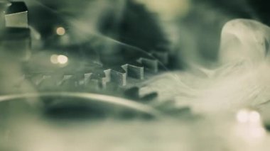 Soyut Endüstriyel Tamirci Saat Dönüşü