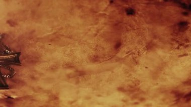 Eski Kağıt Papirüs 'te Hıristiyan Dini Sembol Haçı