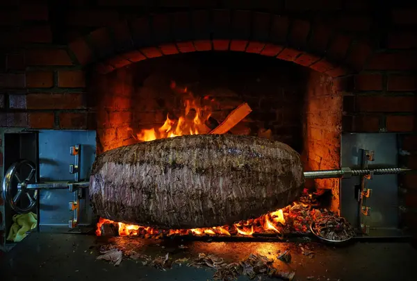 Lezzetli Türk Geleneksel Et Donörü Kebap