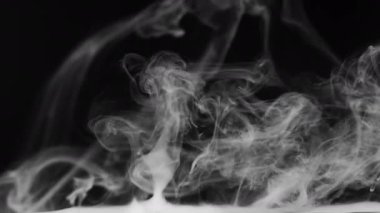 Soyut Duman Akıcı Sis Hase Arkaplan Dokusunu Yay Üstüste Harmanlamak için Yumuşak Bulutlu Duman.