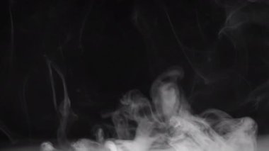 Soyut Duman Akıcı Sis Hase Arkaplan Dokusunu Yay Üstüste Harmanlamak için Yumuşak Bulutlu Duman.