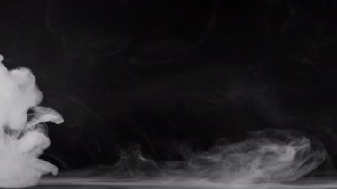 Soyut Duman Akıcı Sis Hase Arkaplan Dokusunu Yay Üstüste Harmanlamak için Yumuşak Bulutlu Duman.