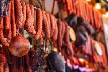 Lezzetli Sıcak Barbekü Sosisleri Et