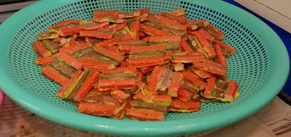 Piring Makanan Tradisional Korea Selatan Yang Digoreng Mengandung Stik Kepiting — Stok Foto