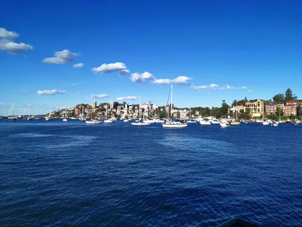 2022年11月21日 澳大利亚悉尼 悉尼港口附近海湾的编辑图像 高质量的照片 — 图库照片