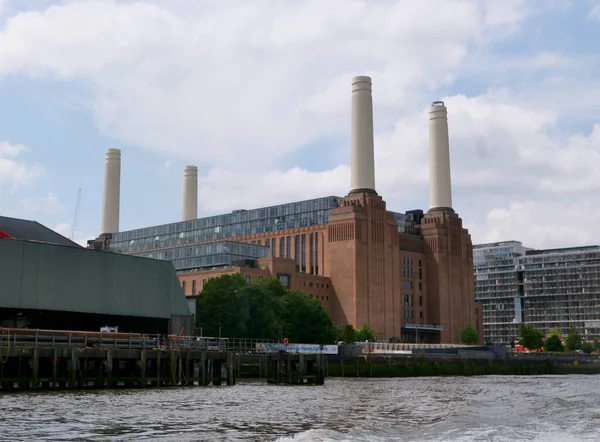Czerwca 2023 Battersea Londyn Wielka Brytania Elektrownia Battersea Tamizy Wysokiej — Zdjęcie stockowe