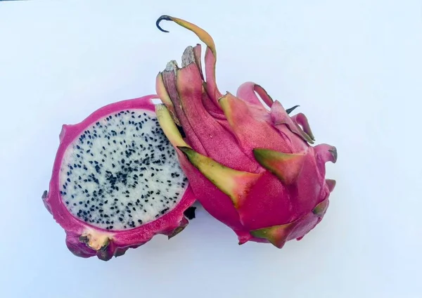Imagen Cerca Fruta Dragón Rosa Pitaya Con Carne Blanca Semillas —  Fotos de Stock