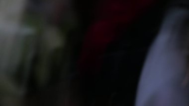 Fotokopi alanı olan bulanık gri şekilleri gösteren soyut arkaplan