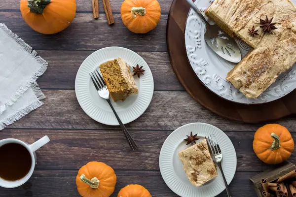 Slices Pumpkin Spice Latte Cake Ready Eating Rest Cake — Stock Photo, Image