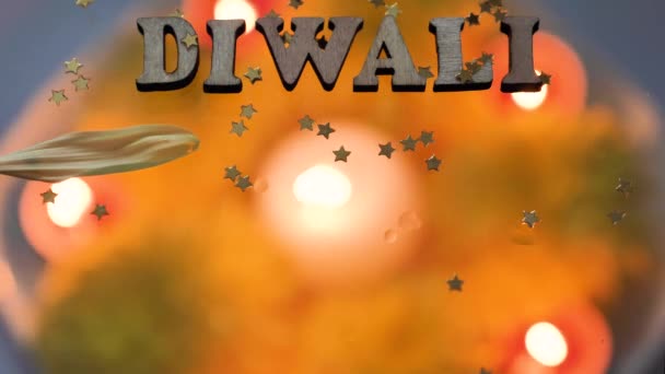 Празднование Религиозного Индийского Праздника Дивали Желтые Цветы Горящими Свечами Хинди — стоковое видео