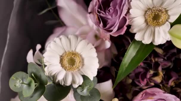 Rotating Spring Summer Floral Pastel Arrangement Background Close Celebrating Mothers — Stock video