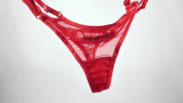Valentijnsdag Sexy Ondergoed Red Mesh Micro Slipje String Hold String — Stockvideo