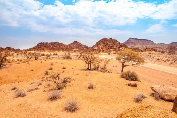 Oranje Rotsachtig Landschap Van Damaraland Bij Twyfelfontein Namibië — Stockfoto