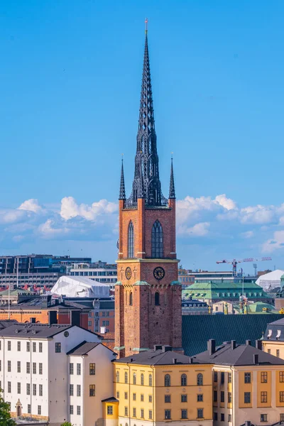 Wskazana Wieża Kościelna Wyspie Riddarholmen Część Dawnego Średniowiecznego Opactwa Sztokholmie — Zdjęcie stockowe