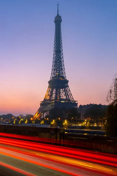 Eiffeltoren Frans Tour Eiffel Silhouet Bij Dageraad Met Wazig Lange — Stockfoto