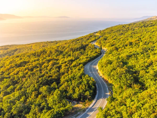 Winding Coastal Road Rocky Cliffs Blue Sea Sunny Morning Istria — Zdjęcie stockowe