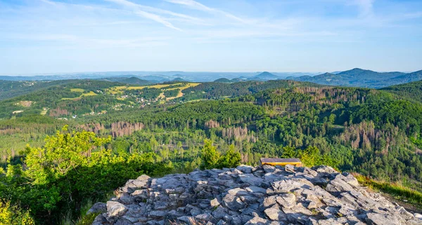 Uitzicht Het Zomerlandschap Van Lusatian Mountains Vanaf Het Uitkijkpunt Klic — Stockfoto