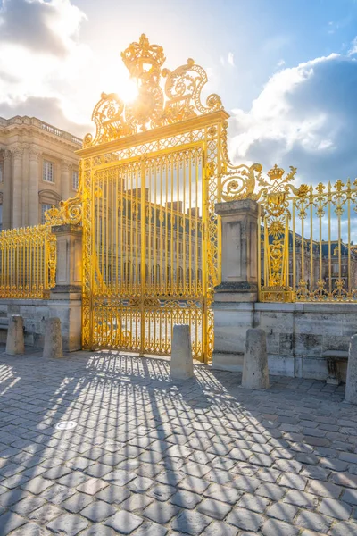 Gouden Toegangspoort Tot Binnenplaats Van Chateau Versailles Bij Parijs Frankrijk — Stockfoto