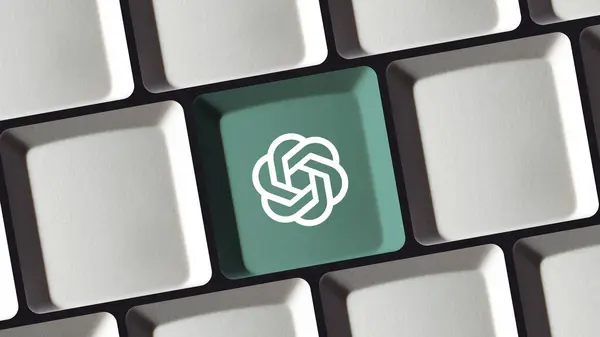 ChatGPT OpenAI Logosu, Teknolojide İnovasyonu sembolize eden bir klavye anahtarında belirgin bir şekilde yer alıyor