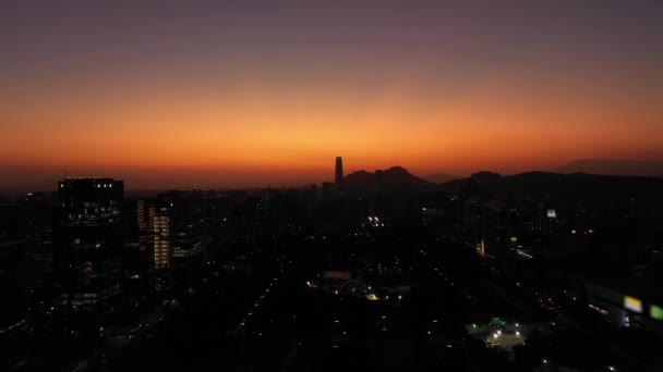 Sparkling Santiago City Silhouette Sunset Aerial View Evening Twilight Blue — Stock video