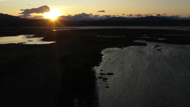 Calafate City Patagonien Argentina Vid Solnedgången Sommaren Berg Och Lake — Stockvideo