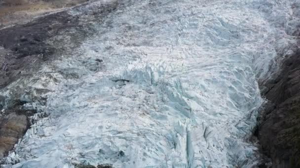 Bossons Gletsjer Franse Alpen Luchtfoto Frankrijk Drone Vliegt Voorwaarts — Stockvideo