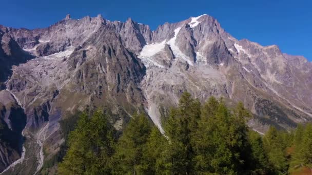 Montagne Alberi Alpi Italiane Italia Vista Aerea Drone Vola Avanti — Video Stock