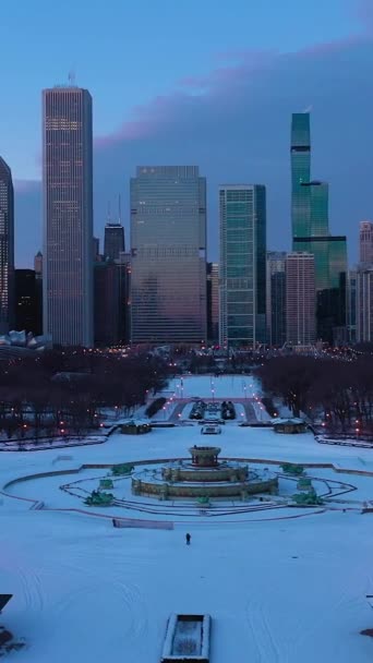 Городской Горизонт Чикаго Луп Вечерние Сумерки Морозную Зиму Нью Истсайд — стоковое видео